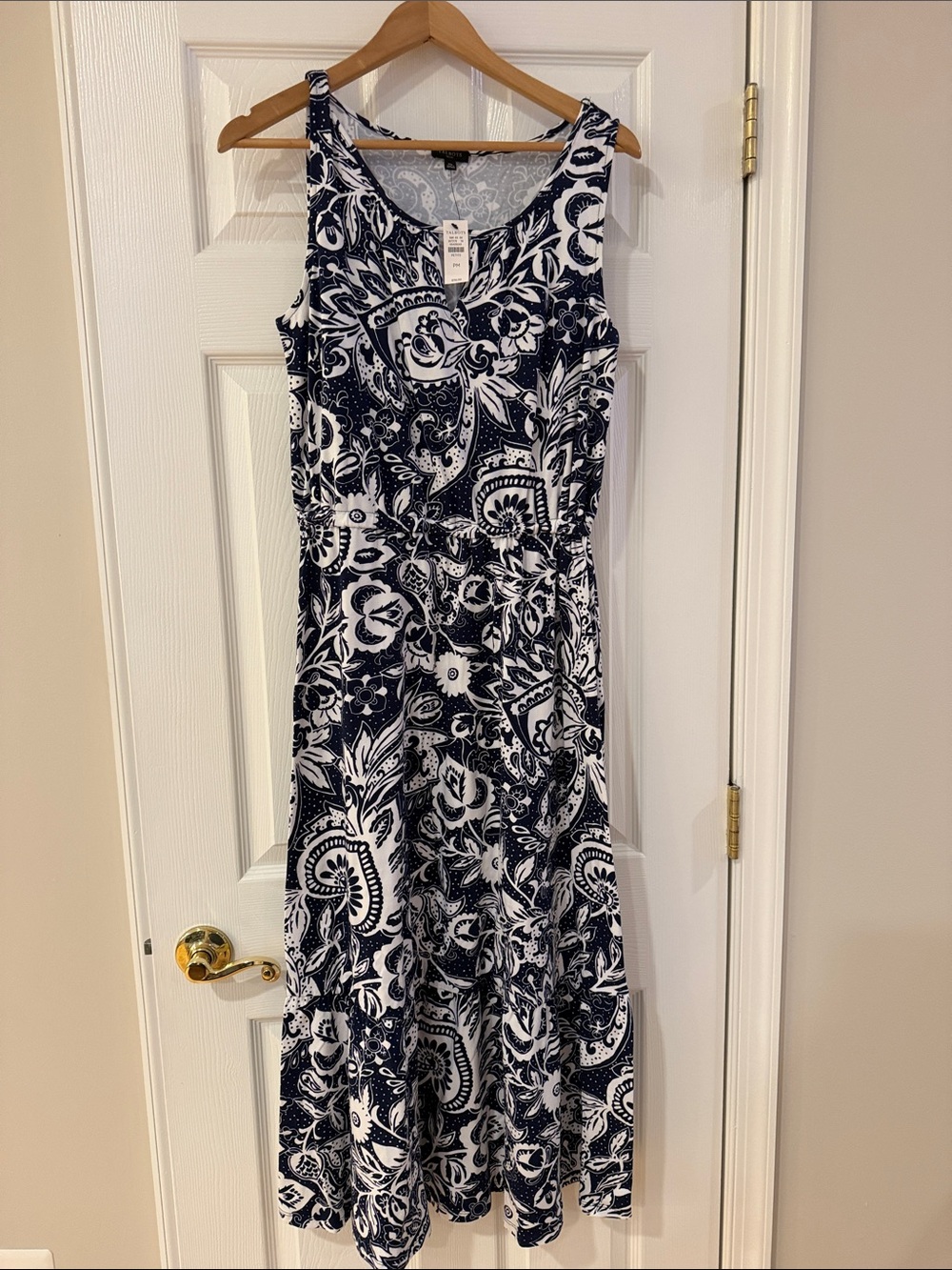 Talbots Sleeveless Navy & White Paisley Maxi Dress